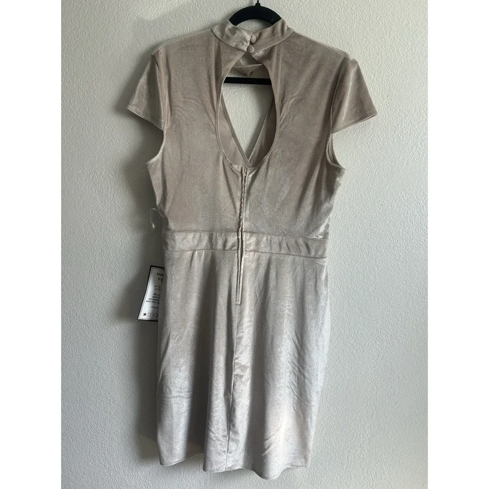 B. Darlin Champagne Velvet Beige Semi Wrap Cut Out Bodycon Midi Dress Sz 15/16 - Picture 3 of 10